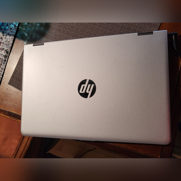 Hp Convertible Laptop - Picture 2 of 8